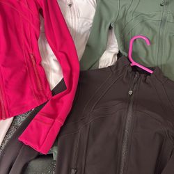 Lululemon defined Jackets 