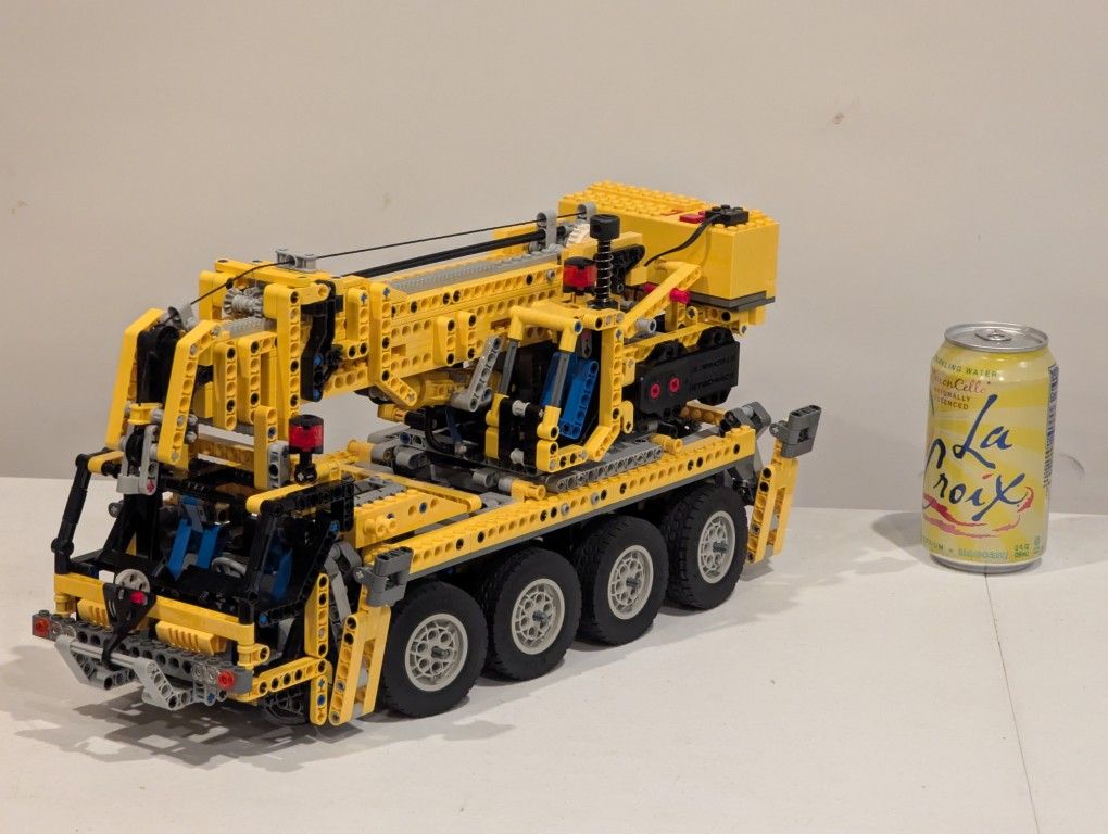 Used Retired LEGO Technic #8421 Motorized Mobile Crane