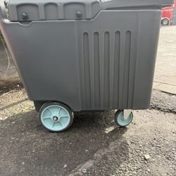 Winco IIC-29 125LB Ice Caddy 