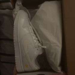 Women’s Nike Dunk Low