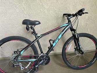 GT laguna pro. Mountain bike. Like new.