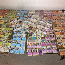 Pokemon cards lot
