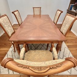 Italian Maple Dining Set – Elegant Neoclassical Style