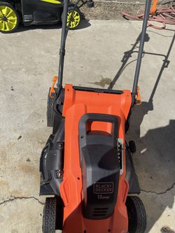 BLACK+DECKER 20 in. 13 AMP Corded Electric Walk Behind Push Lawn Mower(MISSING  BAG) for Sale in La Habra Heights, CA - OfferUp