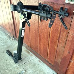 Thule 2 Bike Roadway Hitch Rack Tilting Near Like New Condition