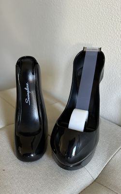 Black Stiletto Scotch Tape Dispenser & Swingline Stapler