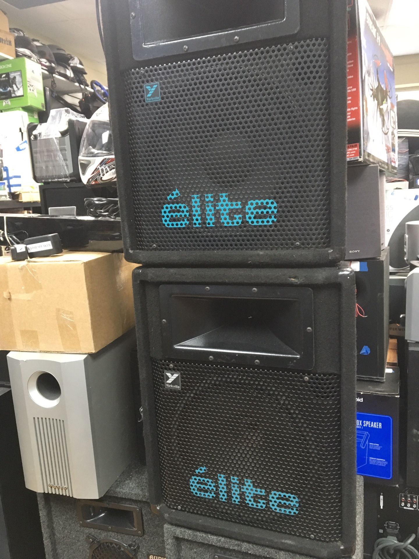 Yorkville Elite 350 Watt Speakers (Pair) Pro Sound Reinforcement