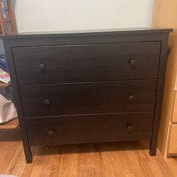 IKEA 3 Drawer dresser 