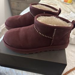UGG Classic Ultra Mini Braid – Size 7