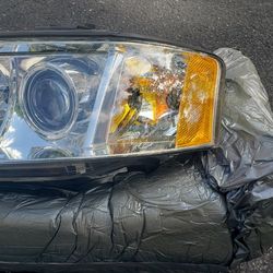 03 Audi A6 Driverside Headlight 