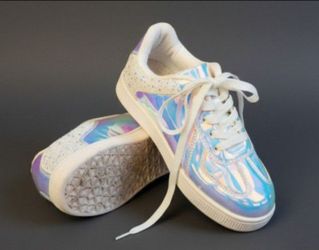 ​FOREVER HOLOGRAM / GLITTER SNEAKERS, SIZE 8.5. SHIMMERING & CHIC.