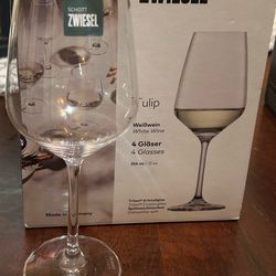 4 Schott Zwiesel Tulip Wine Glasses