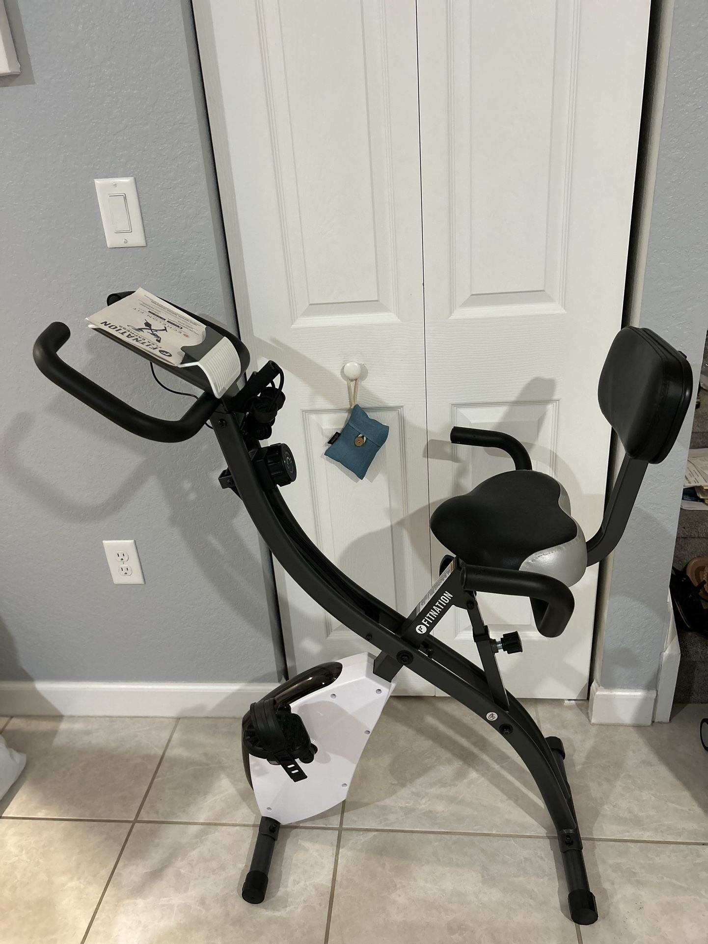 FITNATION STATIONARY BIKE