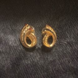 Gold Earrings 