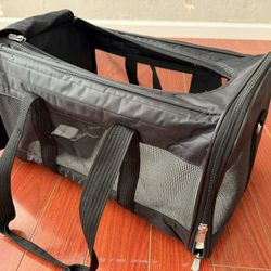 Sherpa Deluxe Guaranteed On Board Soft Sided Dog & Cat Carrier