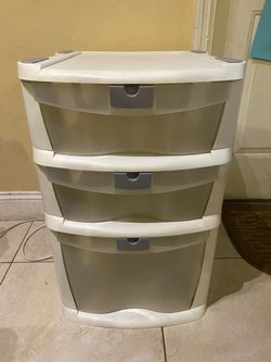 Heavy-Duty Sterilite Wide 3-Drawer Storage - Sturdy Locking Style - See My Other Items😀