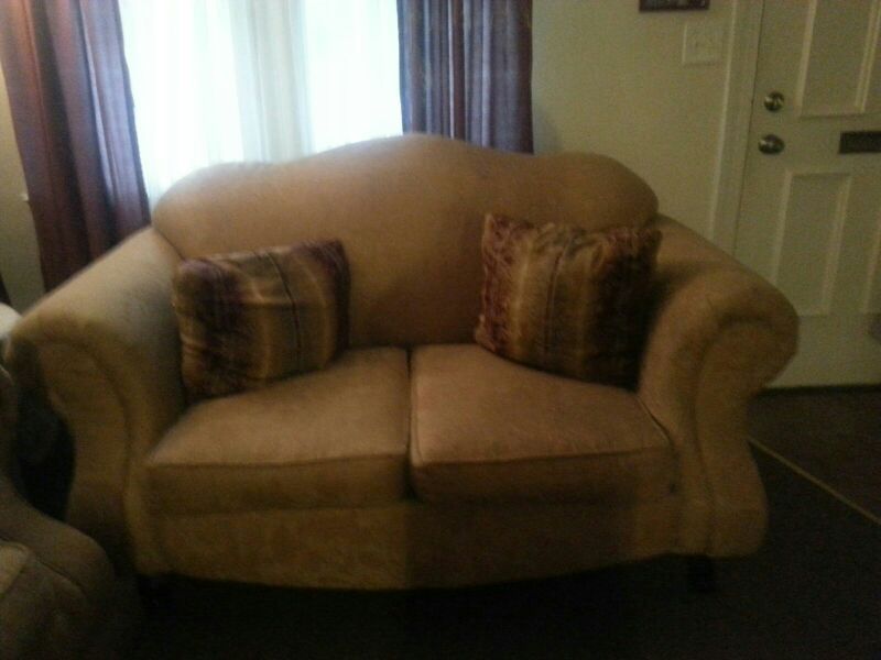 Living room Furniture $400 OBO