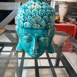 Head Of The Buddha Statue 