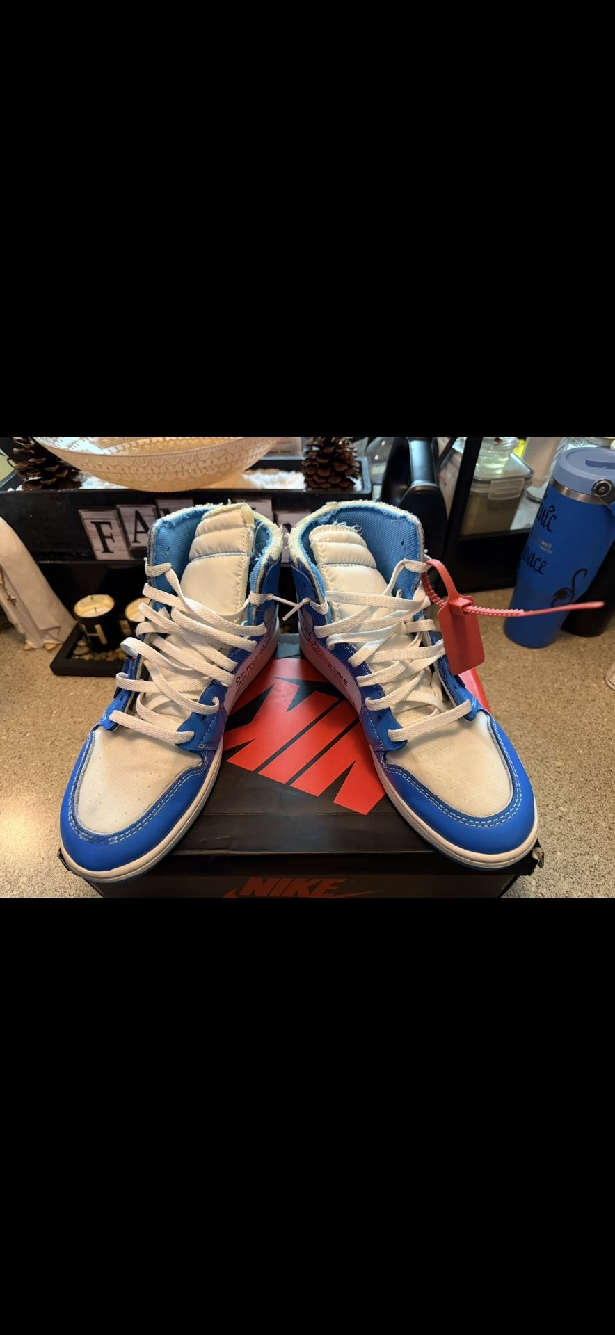 Off White Air Jordan 1 UNC Size 10.5 