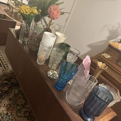 25 Flowers Vase All For $150