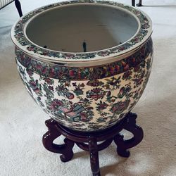 Chinese Jardiniere Vase 