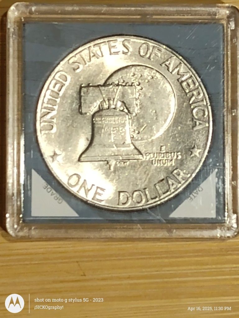 1(contact info removed) Eisenhower Dollar No Mint Mark Coin