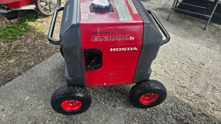 Honda EU3000is Inverter Generator with Wheel Kit