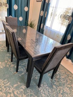 American Furniture Dinning Table and Chairs
