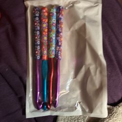 Big Crocheted Needles