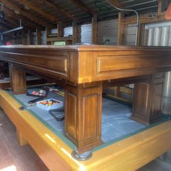 Beautiful High End Pool Table