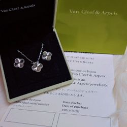 Vaan Clief Necklace & Earrings Set 