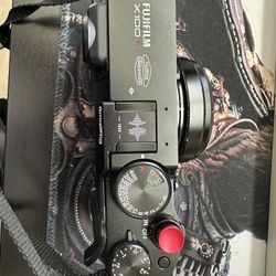 Fujifilm X100vi