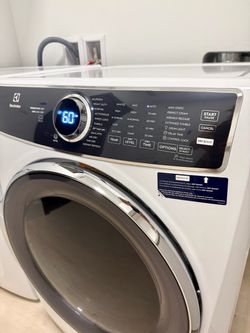 Electrolux LuxCare GAS Dryer - LIKE NEW
