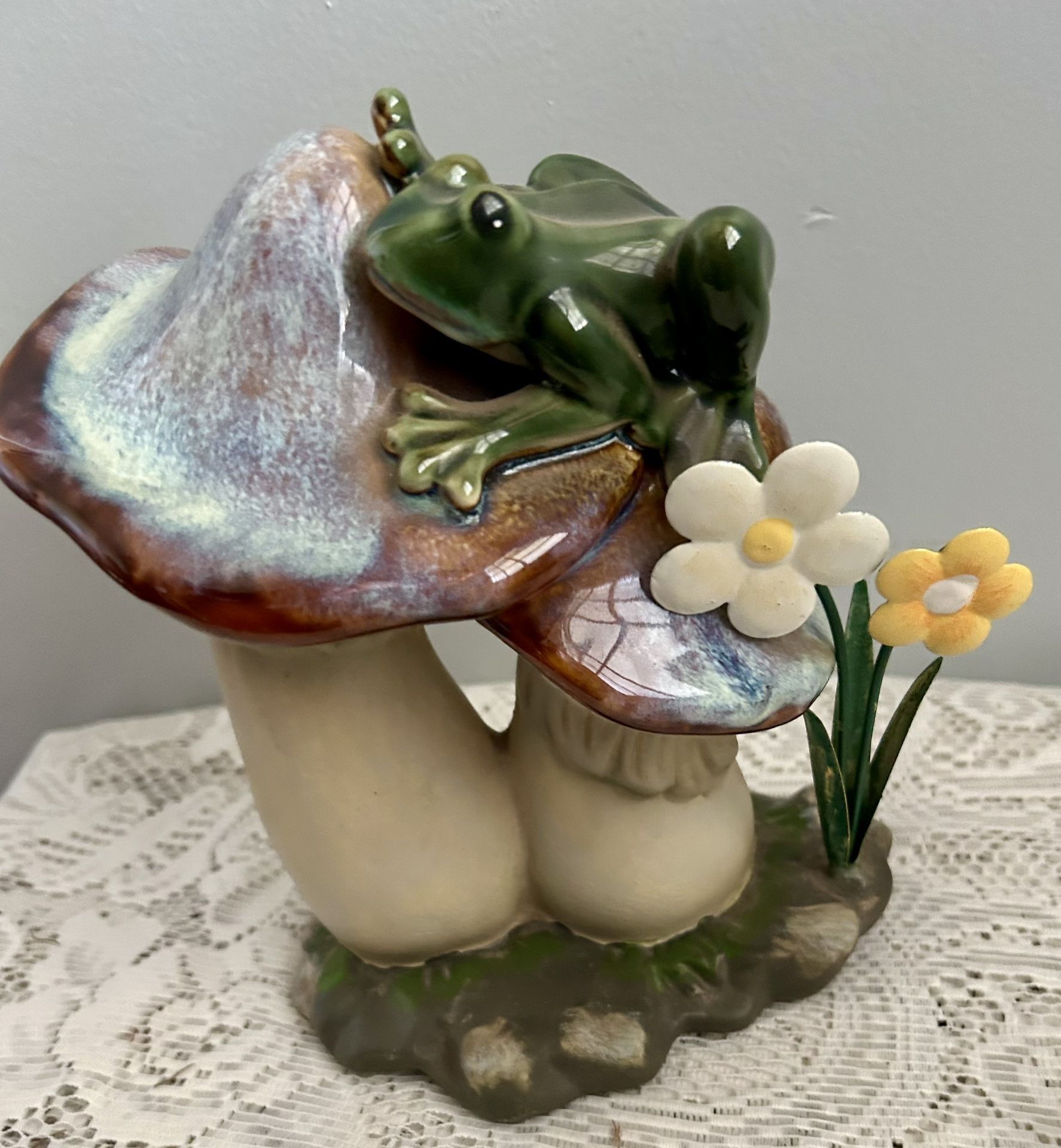 Vintage Glazed Ceramic Mushrooms with Frog/ Glossy Ceramic Toadstools, Toad, Flowers