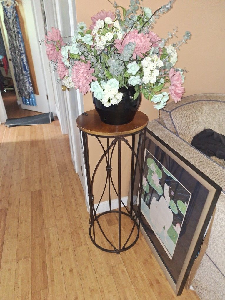 36 Inch Stand Ans 18 Inch Silk Flower Aragement