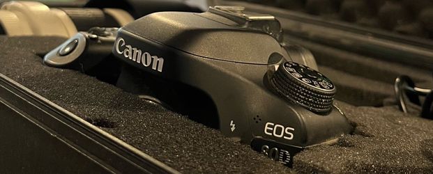 Canon Camera EOS 80D