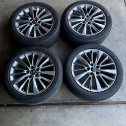 Infiniti Q50  Stock Wheels