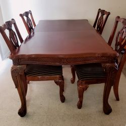 4 Chair Vintage Dinning Table