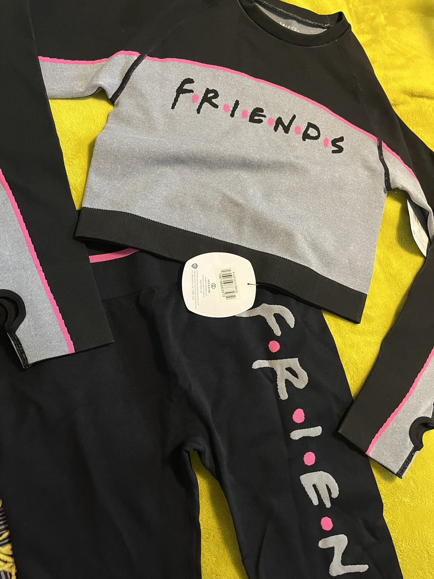 Friends Legging Set