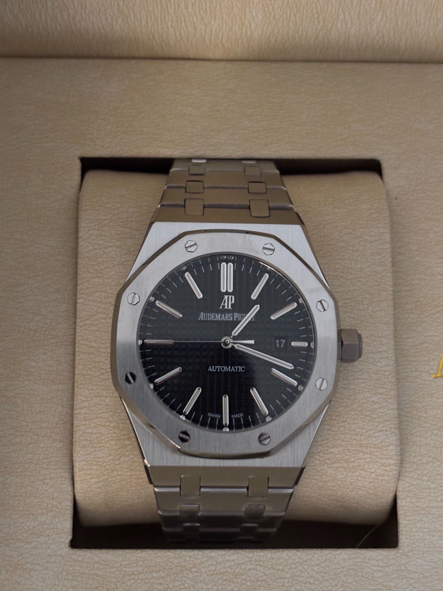 Ap watch