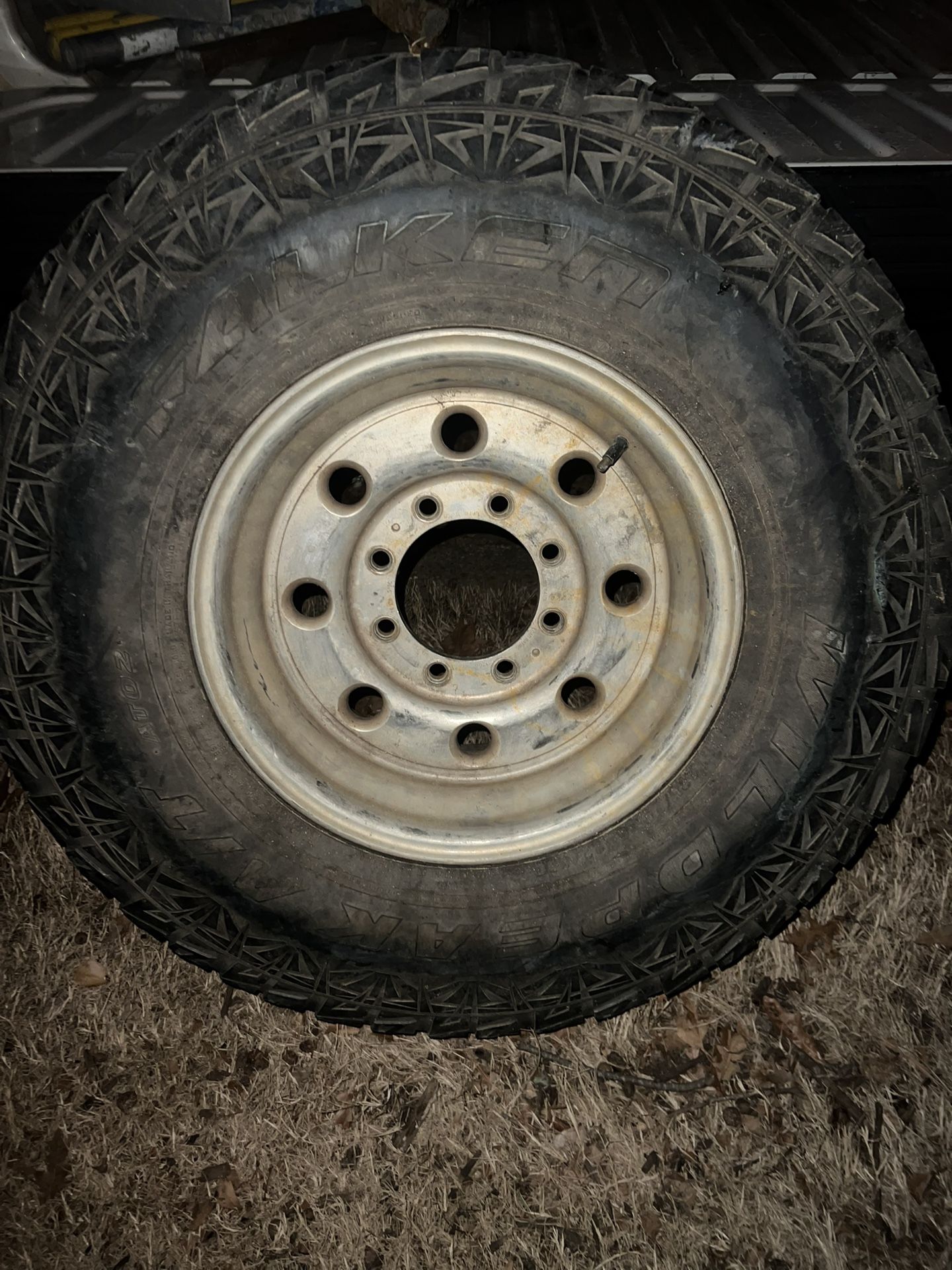 285/75/16 
