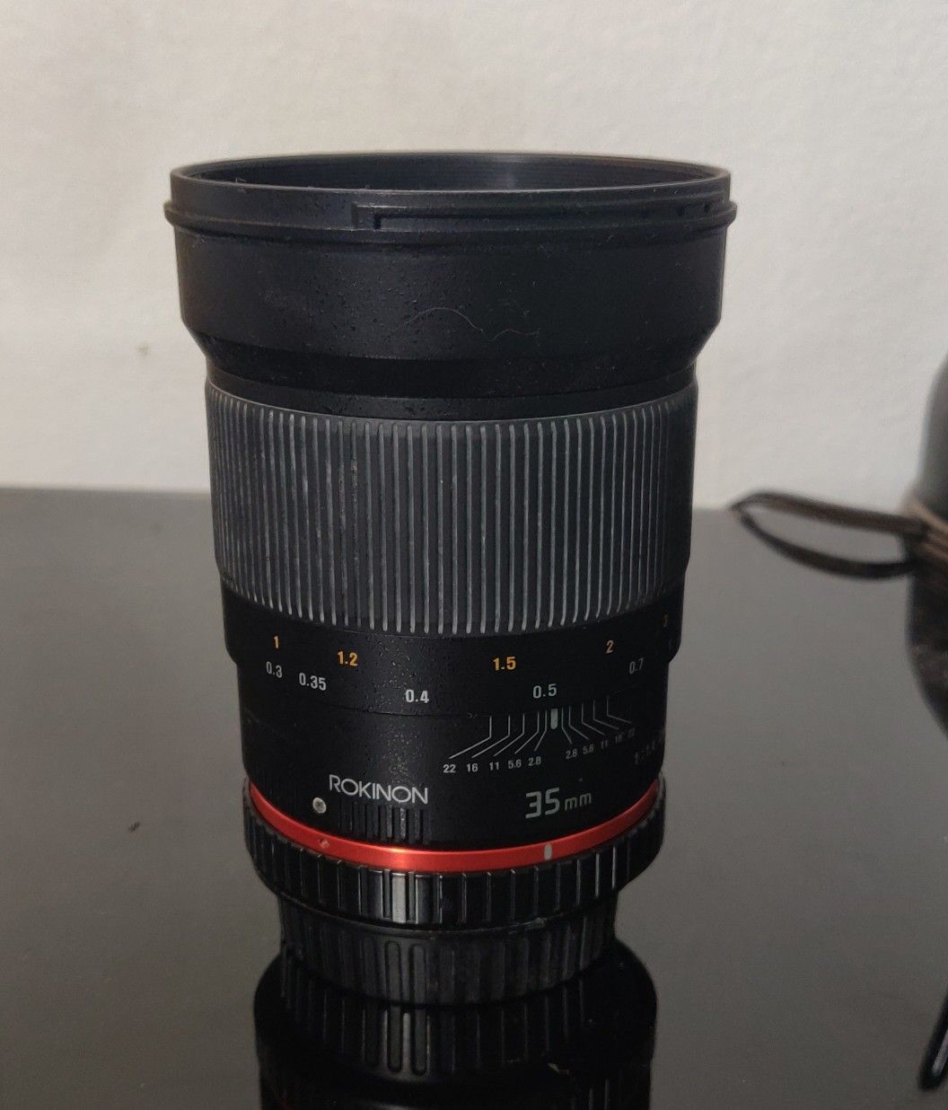 Rokinon 35mm lens (needs repairs)