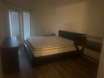 Muebles GRATIS por mudanza – Hallandale Beach