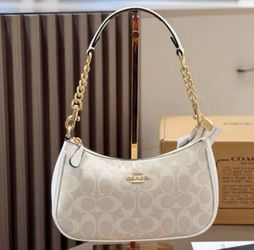 Coach Signature Shoulder Bag