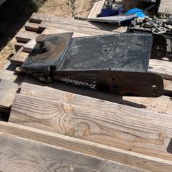 Lippert TrailAir 5th Wheel Pin Box 