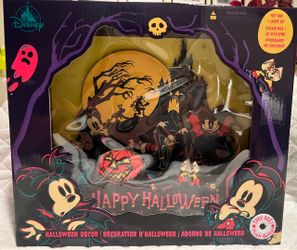 Halloween Disney decor