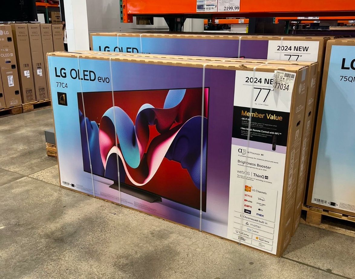 77 “ LG Smart 4K EVO OLED HDR TV