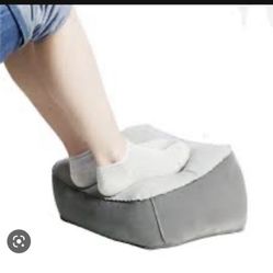 Inflatable Footrest - Air Travel / Plane Or Under Desk