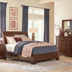 Harrington Place Cherry 5 Pc Queen Bedroom