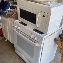 Free Appliances / dresser & Nightstands 